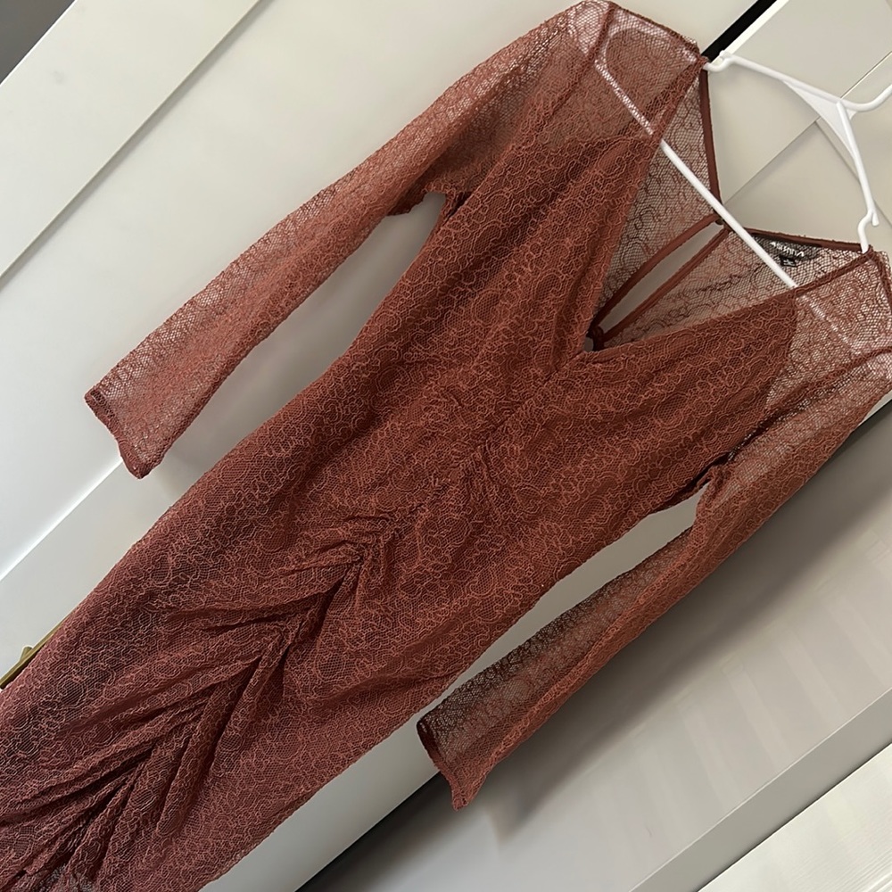 REVOLVE 4si3nna Long Sleeve Ruched Cutout Lace Dress Rust
